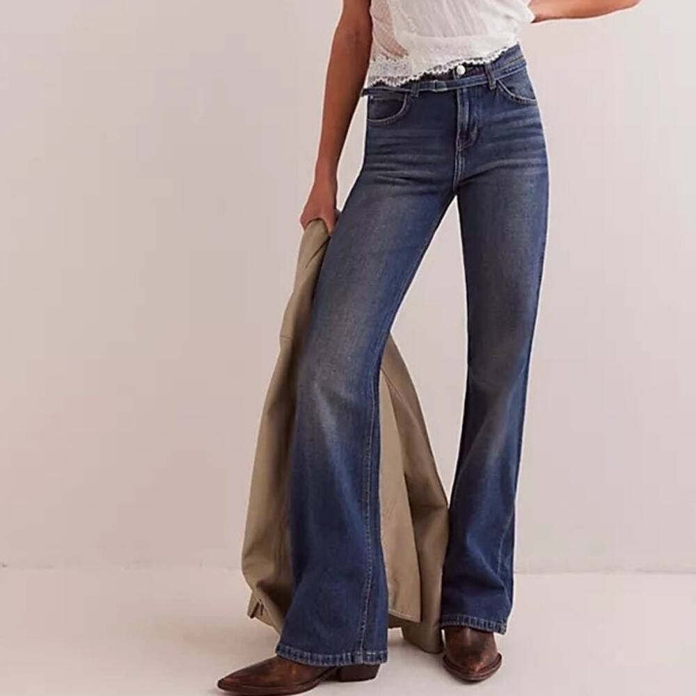 NWT Free People We The Free Sabine Slim Straight A-Line Jeans
